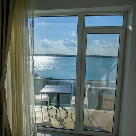 Melbo アパート *